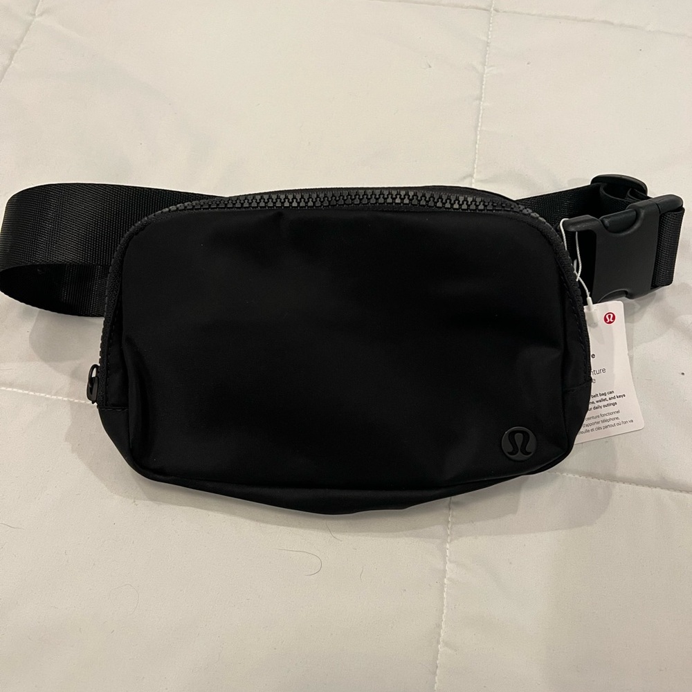 NWT Lululemon black on black belt bag